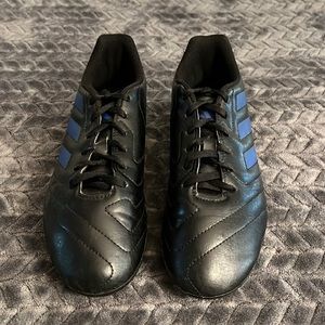 Adidas Soccer Cleats. Black/Blue. Size: 6